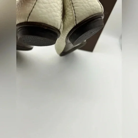 Louis Vuitton LV Logo Ballet Flats Shoes Womens Size 37.5 Beige White - Picture 13 of 16